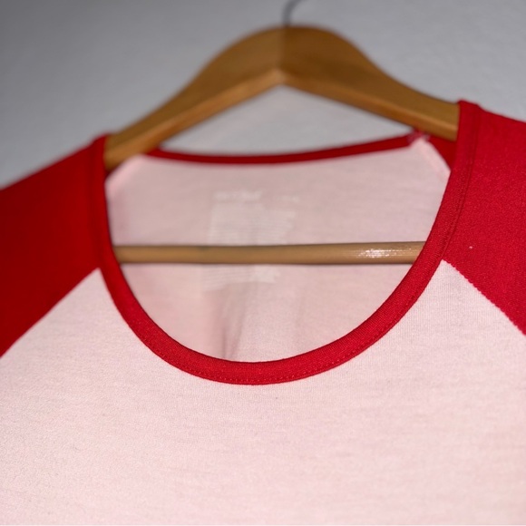 Cat & Jack Size L (10/12) Festive Pink and Red Long Sleeve Raglan Pajama Top - Picture 3 of 7